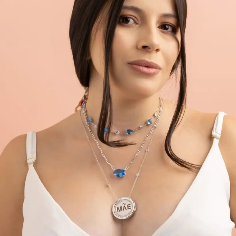 Colar com Mãe Azul